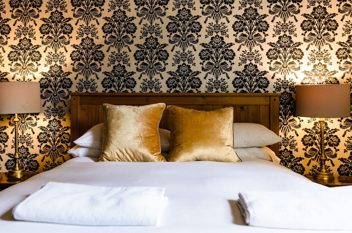 Luxury Redefined: Indulge in the State Rooms of The Bull Hotel Image